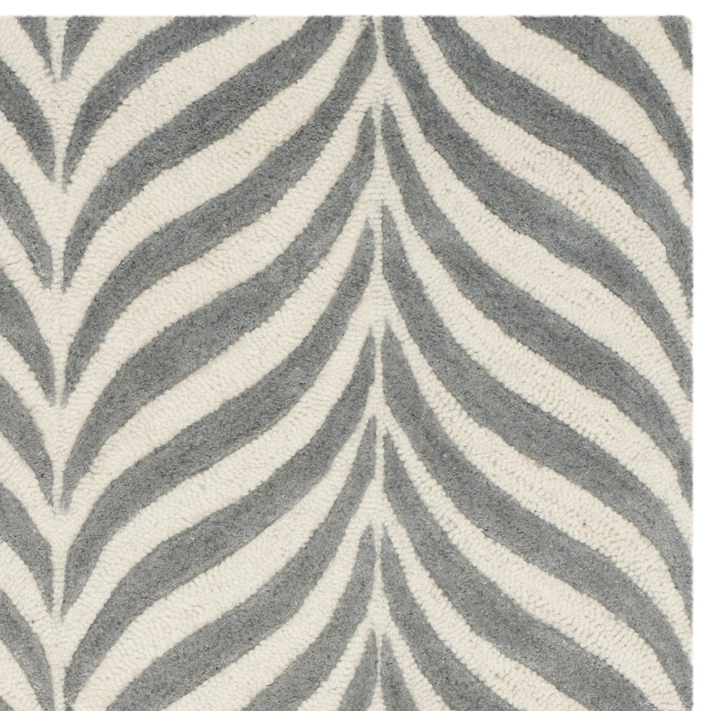Safavieh Edwin Hand Tufted Area Rug