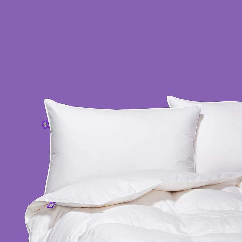 Canadian Down & Feather Company 725 Loft Hutterite White Goose Pillow - Soft Support