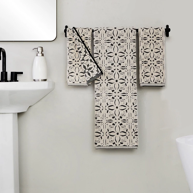 Saturday Knight Lisbon 2-pc. Embellished Hand Towel