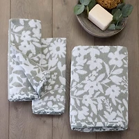 Saturday Knight Bedford Floral 2-pc. Embellished Hand Towel