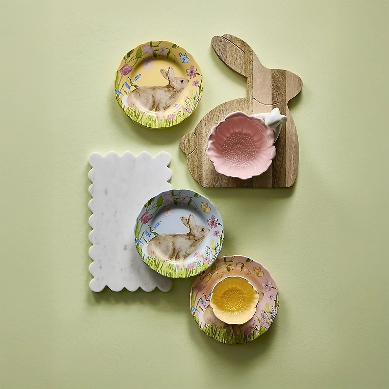 Layerings Scalloped Marble Serve Board