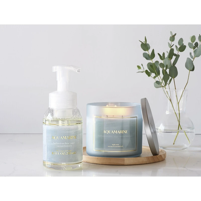Distant Lands Aquamarine 3-Wick Scented Jar Candle