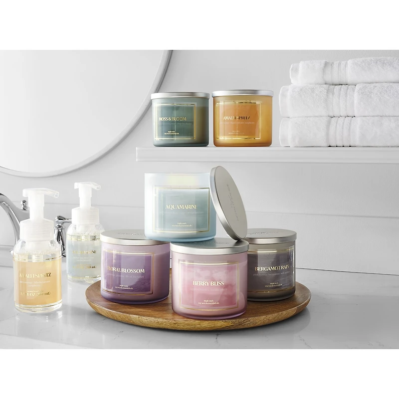 Distant Lands Aquamarine 3-Wick Scented Jar Candle
