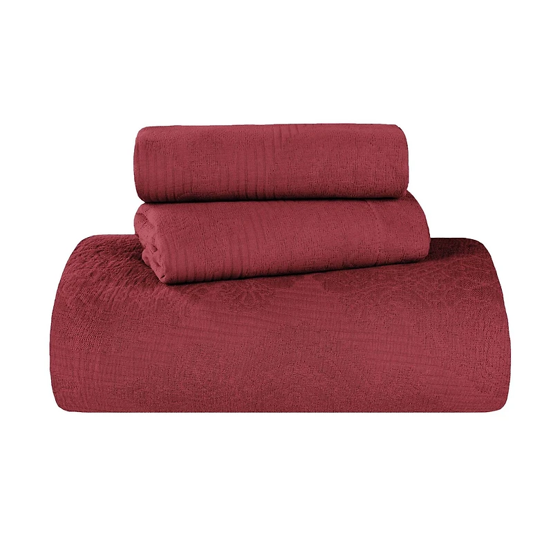 SUPERIOR® Victory Medallion Matelasse Traditional Floral Bedspread