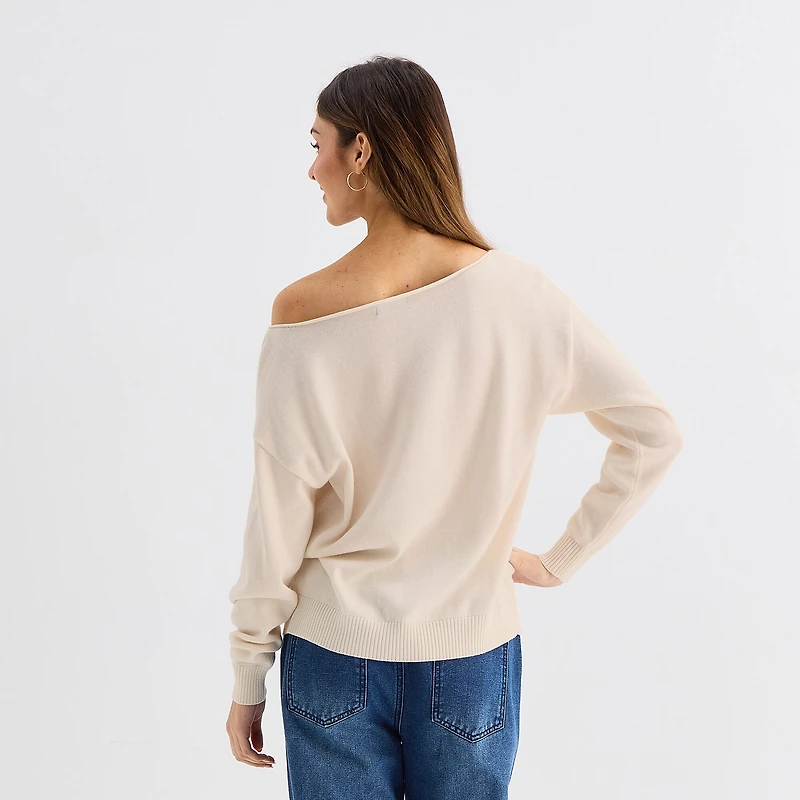 Forever 21 Juniors Womens Asymmetrical Neck Long Sleeve Pullover Sweater