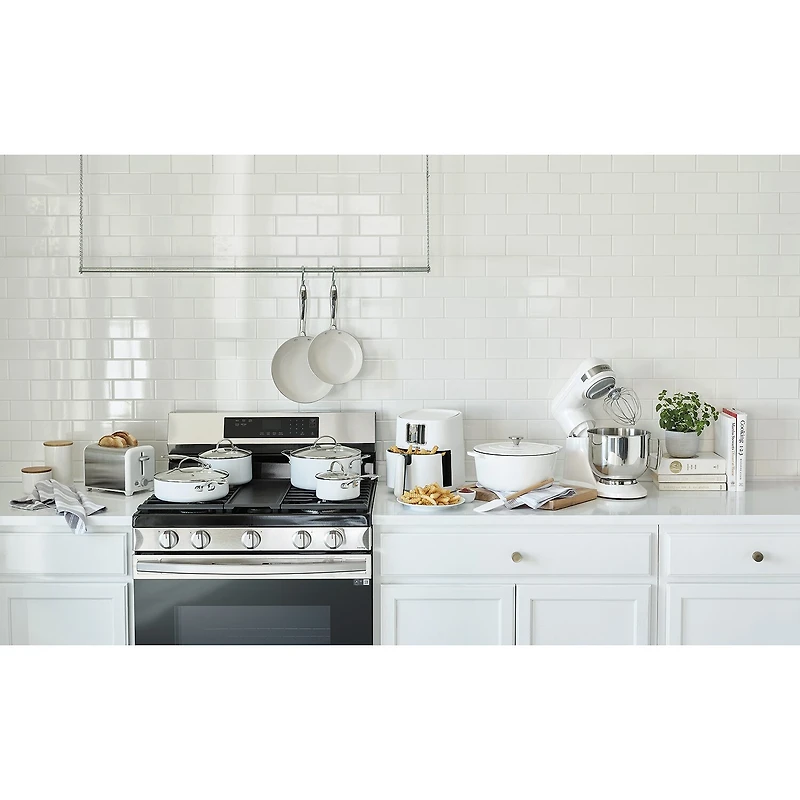 Cooks Cast Iron 3.5-qt. Dutch Oven with Lid