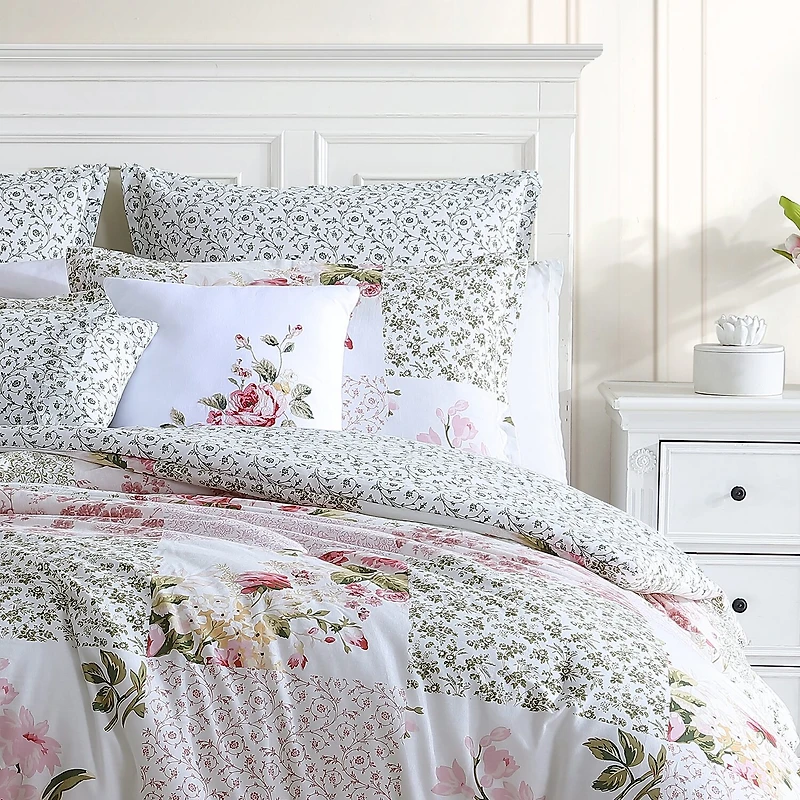 Laura Ashley Ailyn Floral Midweight Comforter