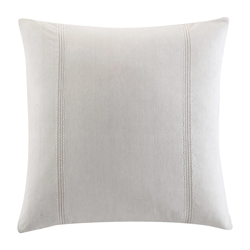 Laura Ashley Lindy Floral Midweight Comforter