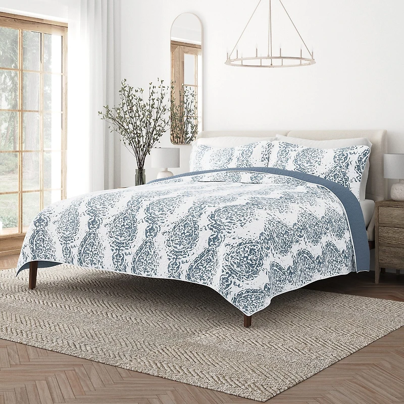 Casual Comfort Damask Reversible Quilt Set
