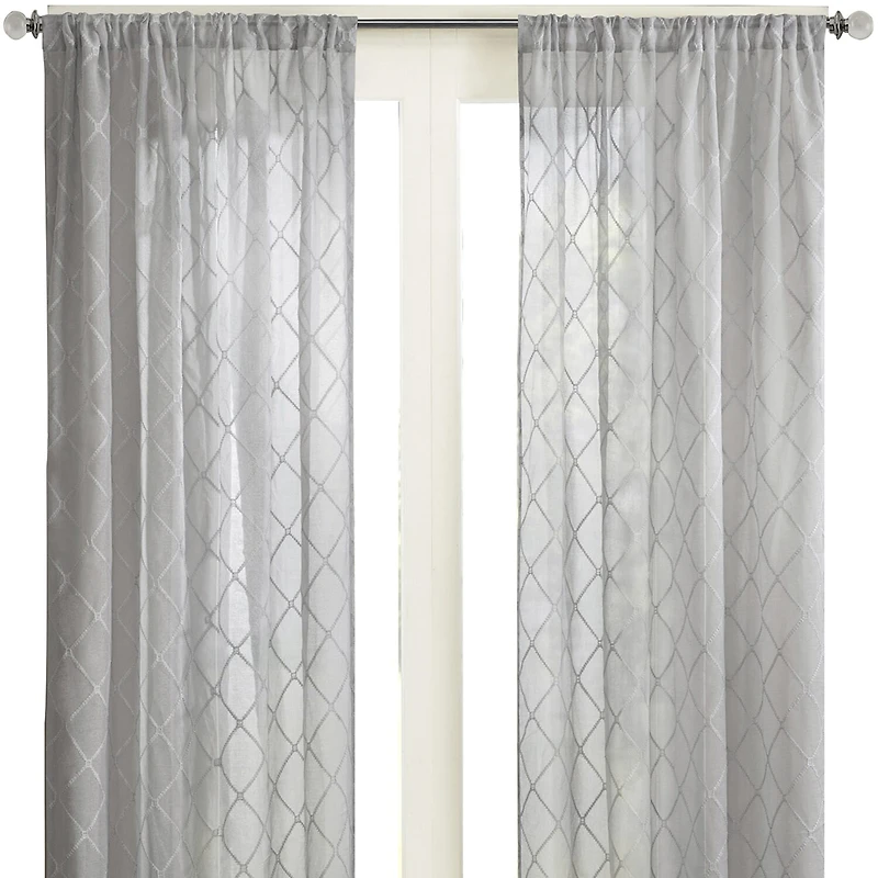 Madison Park Iris Diamond Rod Pocket Sheer Single Curtain Panel