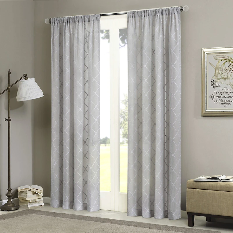 Madison Park Iris Diamond Rod Pocket Sheer Single Curtain Panel