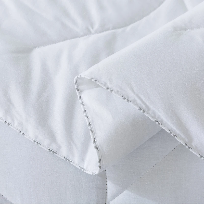 Waverly Midweight Comforter