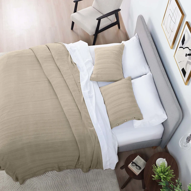 Vellux Supersoft Knit Striped Malmo Blanket