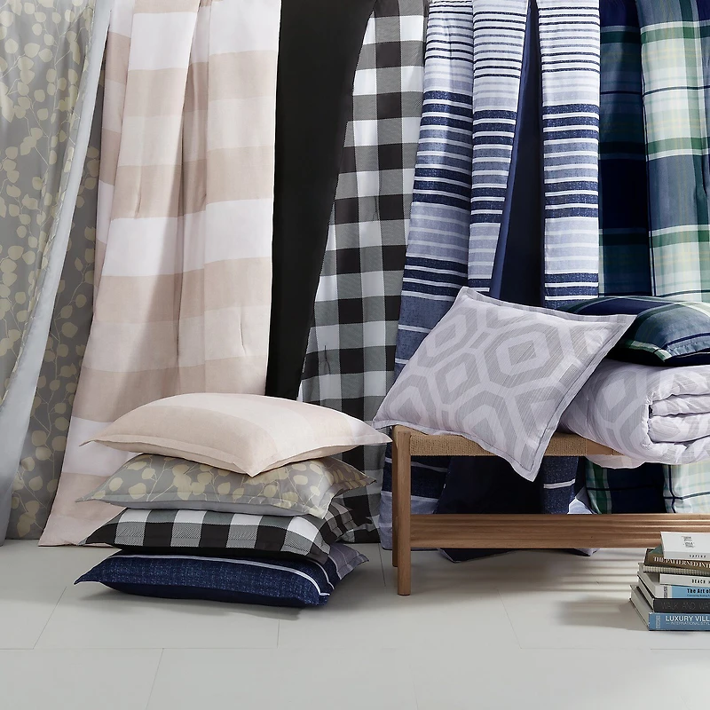 Serta® Scott Midweight Comforter Set