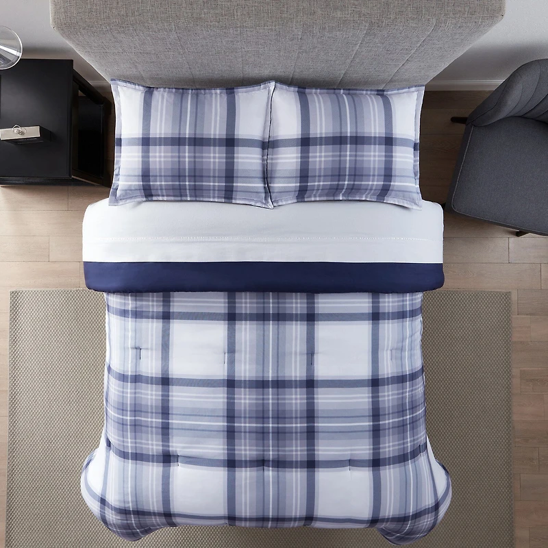 Serta® Scott Midweight Comforter Set