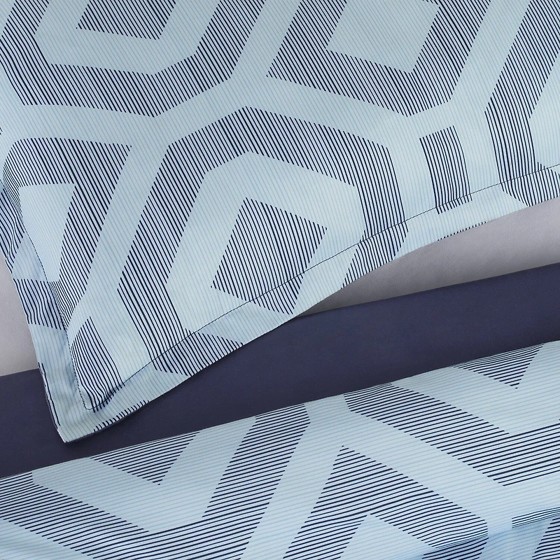 Serta® Skyler Midweight Comforter Set