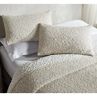 SUPERIOR® Vineyard Matelasse Floral Scroll Coverlet