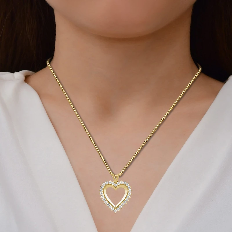 Womens 1 CT. T.W. Lab Grown White Diamond 10K Gold Heart 18 Inch Pendant Necklace