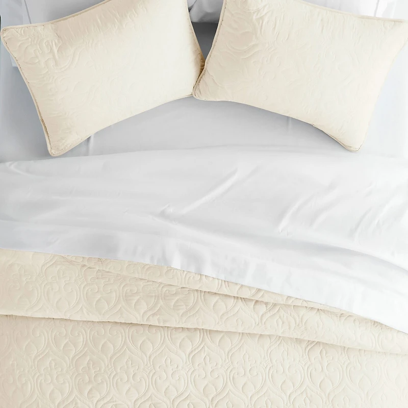 Casual Comfort Damask Stitch Quilt Set