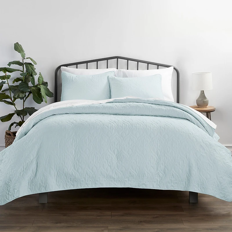 Casual Comfort Damask Stitch Quilt Set