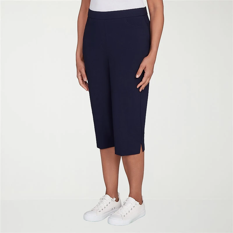 Alfred Dunner Classics Womens Stretch Fabric Straight Mid Rise Capri Pant