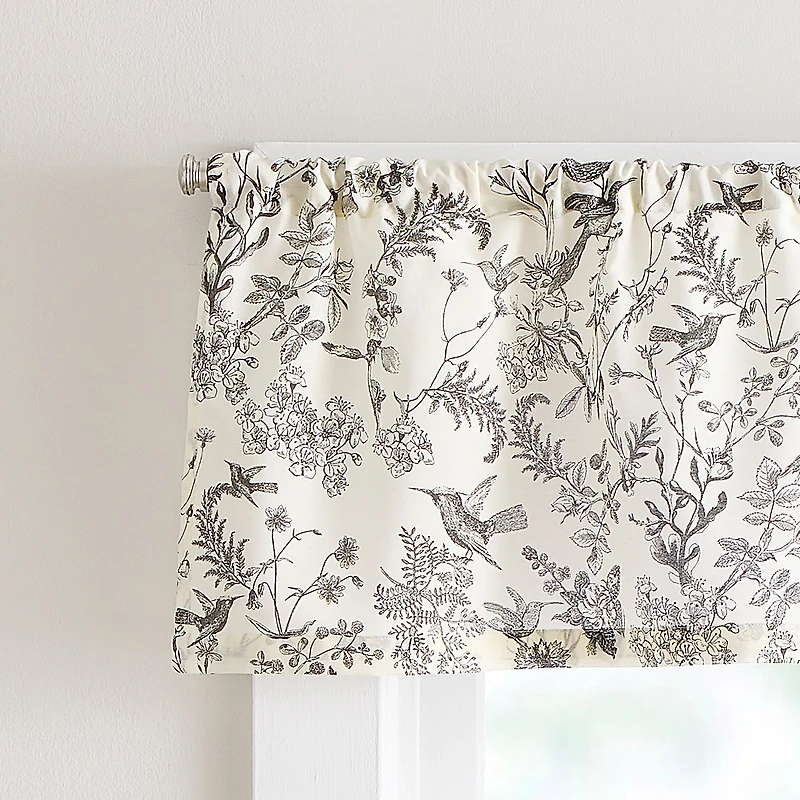 CHF Hummingbird 3-pc. Rod Pocket Window Tier