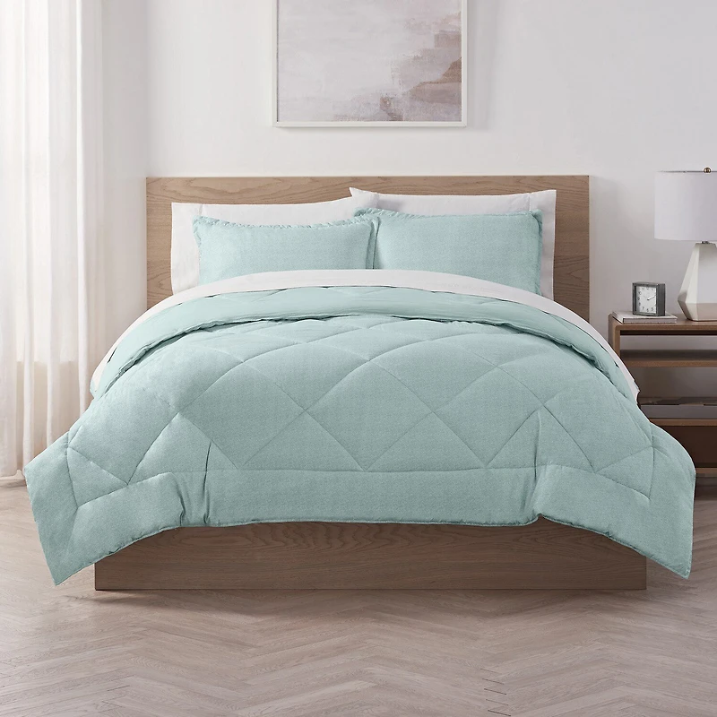 Serta® Supersoft Cooling Midweight Comforter Set