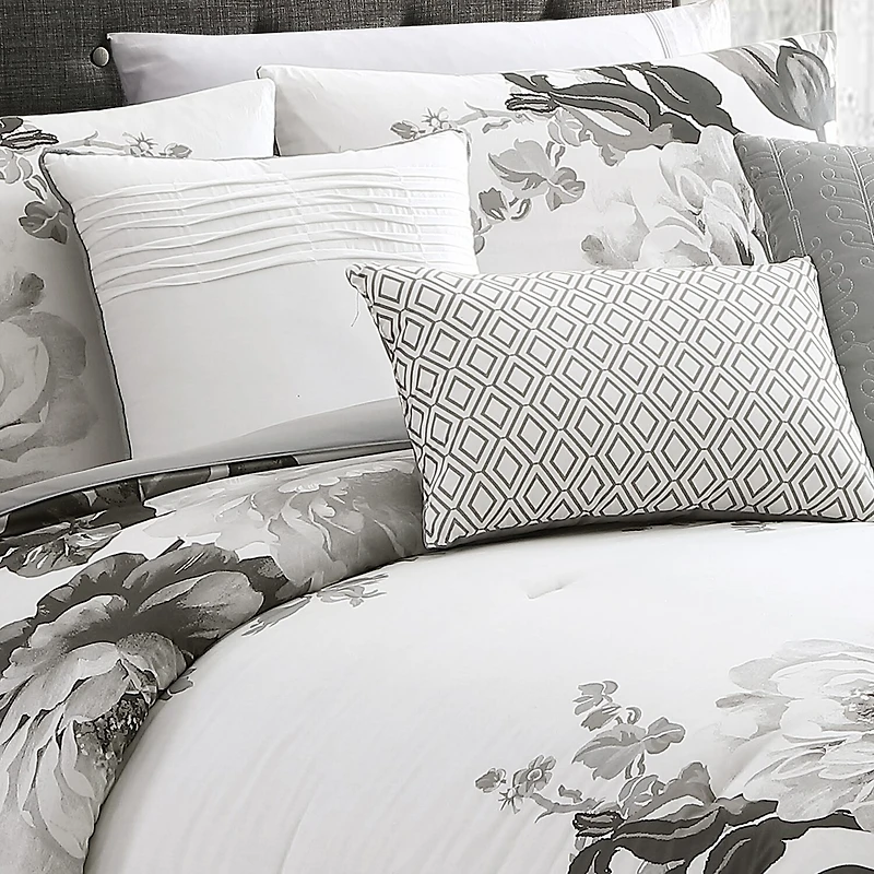 Riverbrook Home Ridgley 7-pc. Floral Midweight Comforter Set