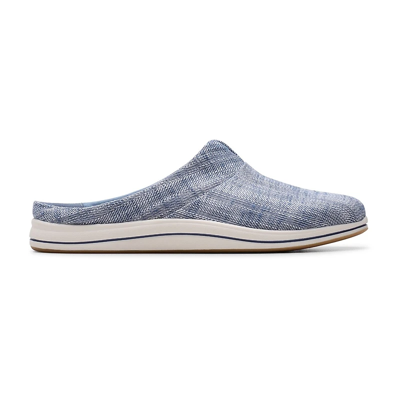 Clarks Breeze Amelia Cloudsteppers Womens Round Slip-On Shoe