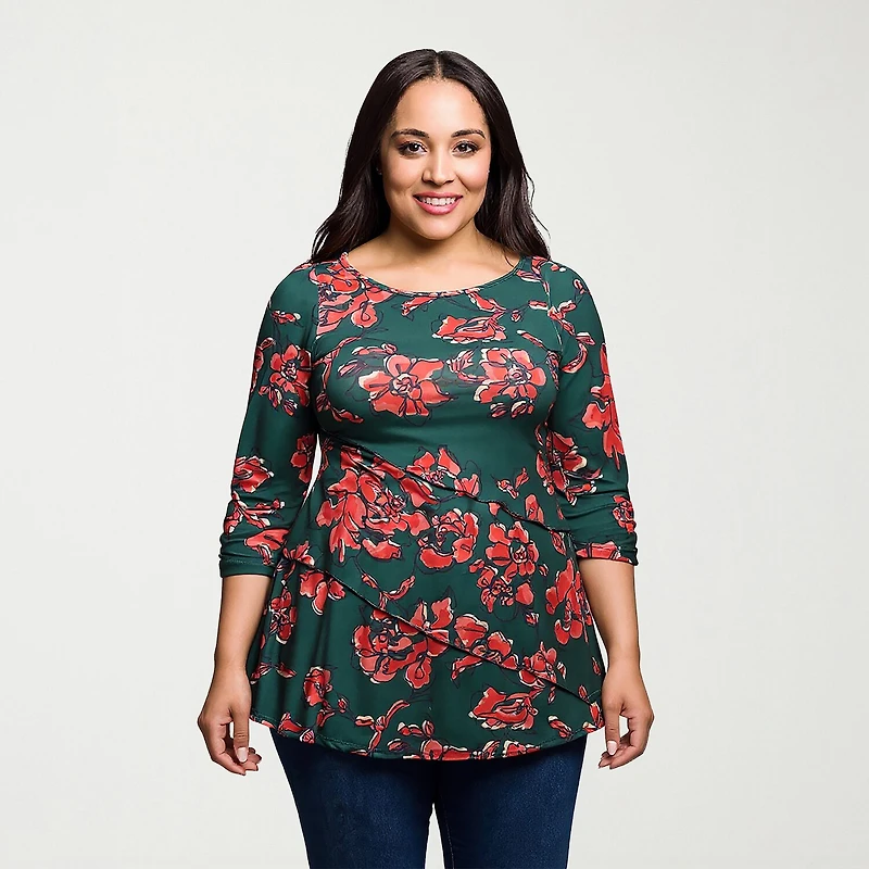 24seven Comfort Apparel Plus Womens Round Neck 3/4 Sleeve Tunic Top