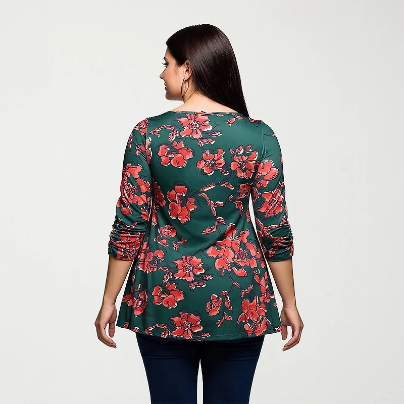 24seven Comfort Apparel Plus Womens Round Neck 3/4 Sleeve Tunic Top