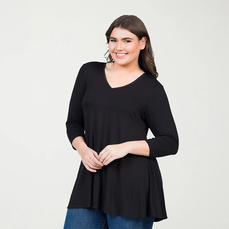 24seven Comfort Apparel Plus Womens V Neck 3/4 Sleeve Tunic Top