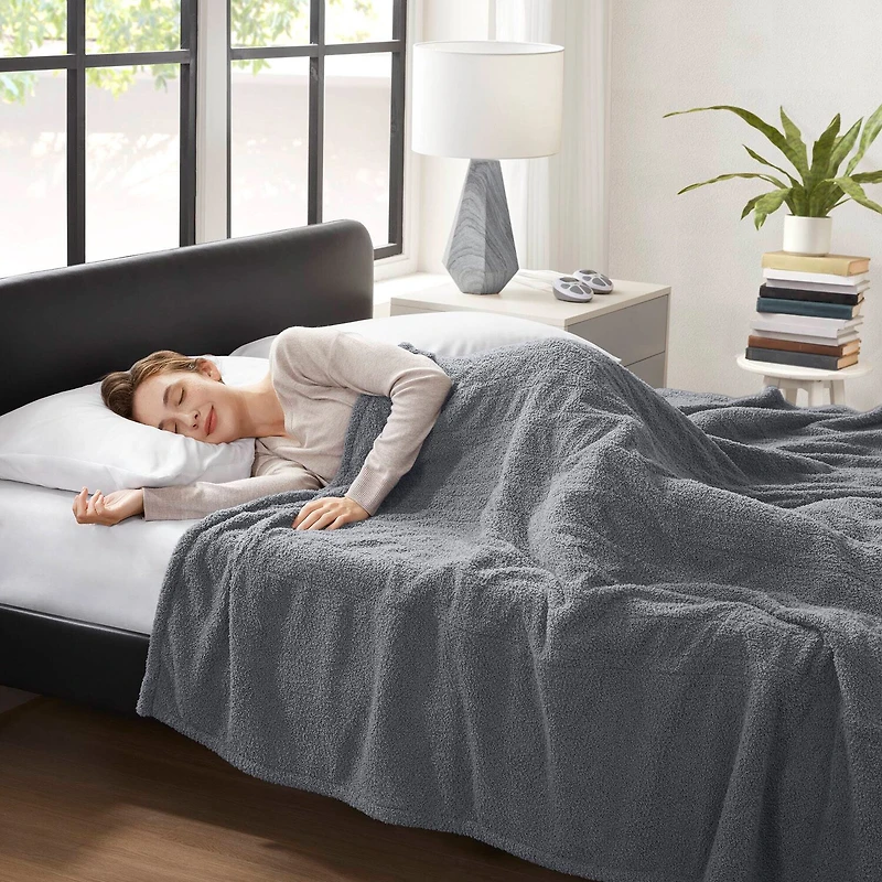 Serta® Dream Soft Heated Midweight Blanket