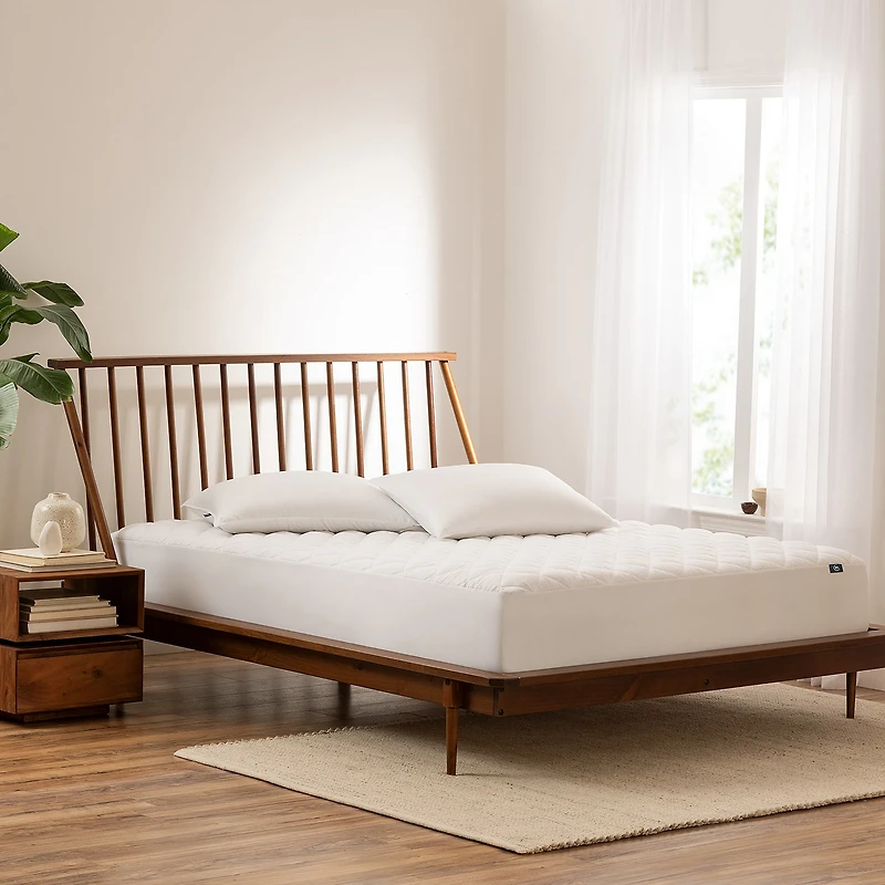 Serta Simply Clean™ Waterproof Antimicrobial Treated Triple Action Mattress Pad