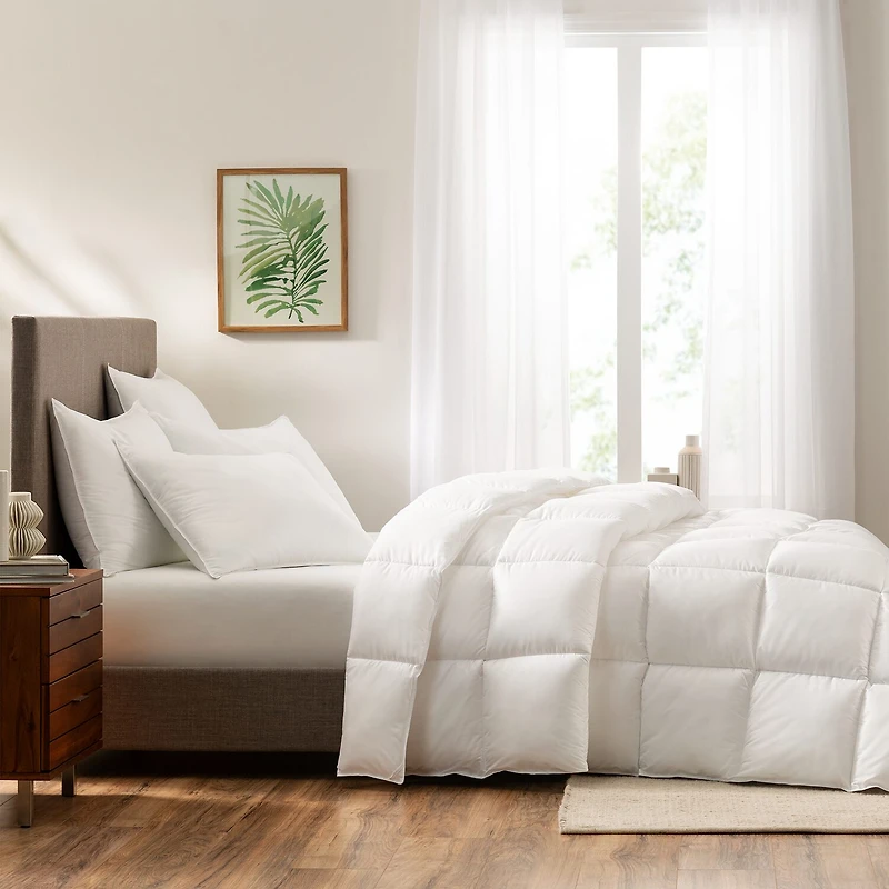 Serta Down Illusion All Season Warmth Alternative Comforter