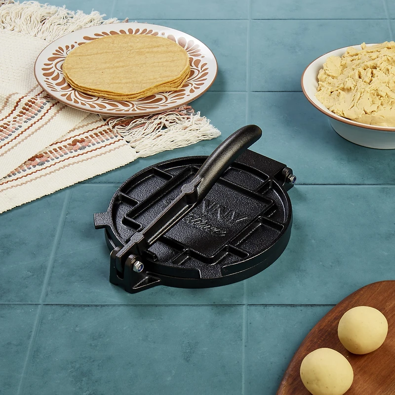 Jenny Martinez Cast Iron Tortilla Press