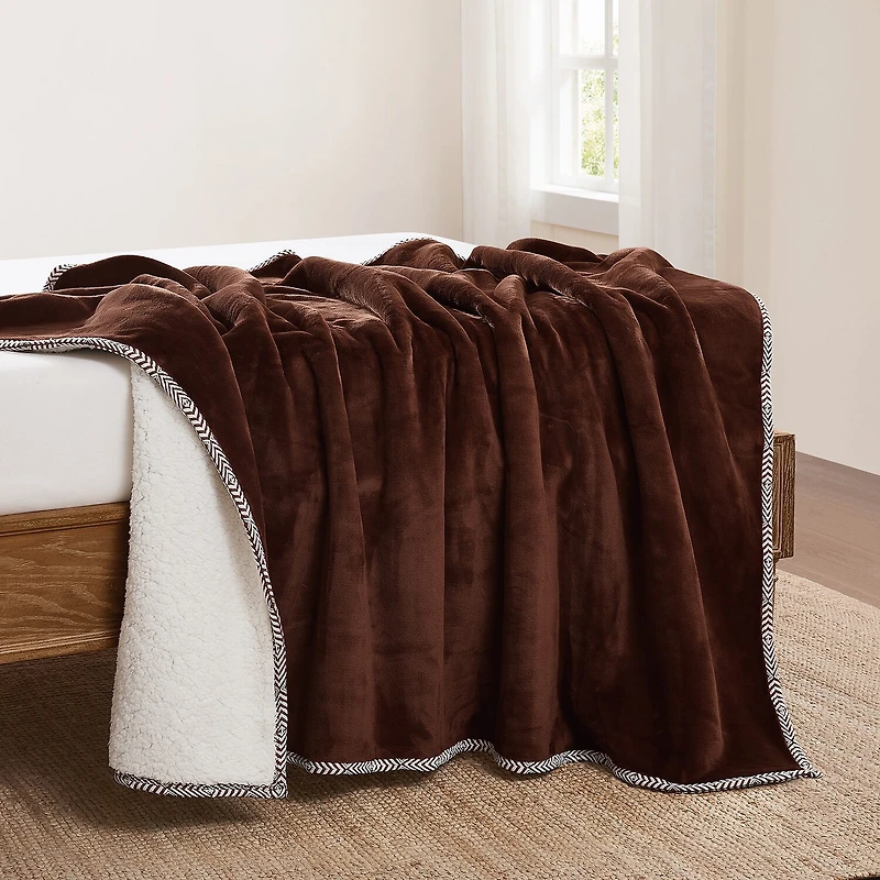 Brooklyn Loom Super Soft Braided Washable Throw