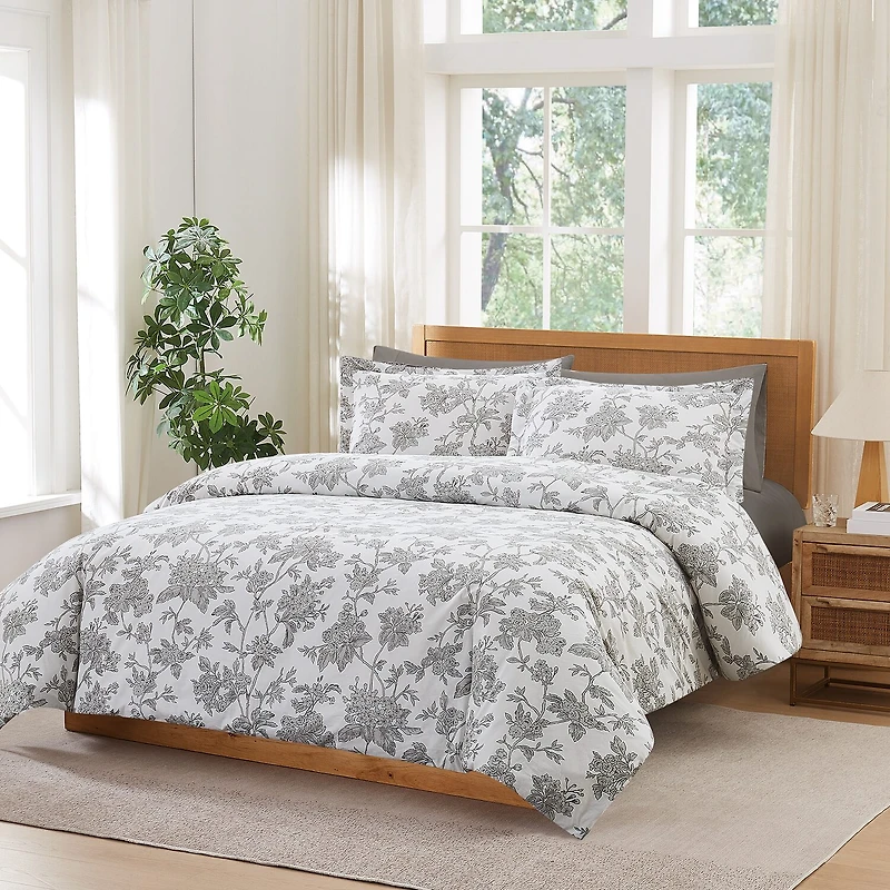 Brooklyn Loom Mila Floral Easy Care Comforter Set