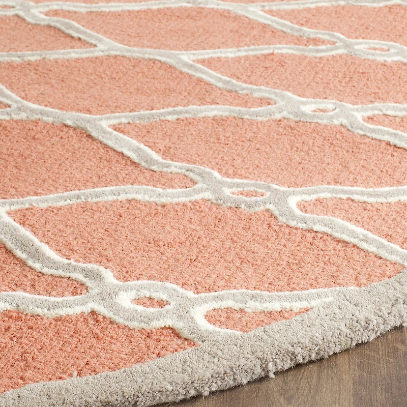 Safavieh Johanna Geometric Hand Tufted Wool Rug