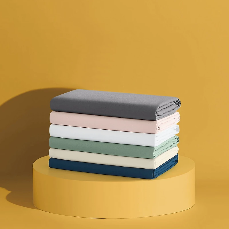 Simmons Essential Solid Sheet Set