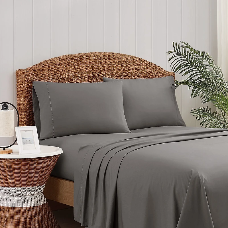 Oceanfront Resort Wavy Hem Solid Percale Sheet Set