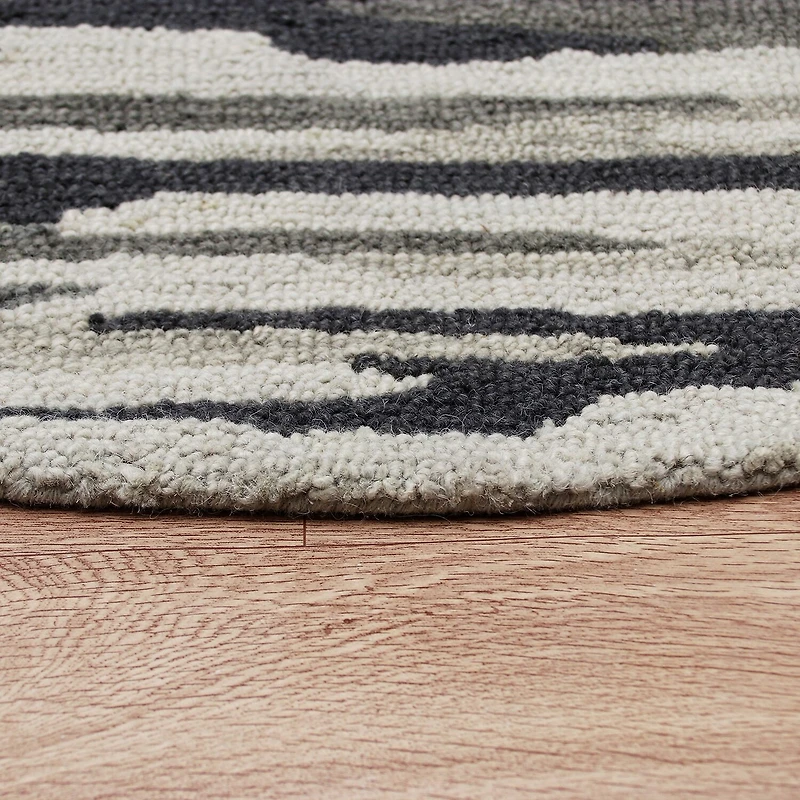 LR Home Sindy Medallion Hand Tufted Indoor Round Area Rug