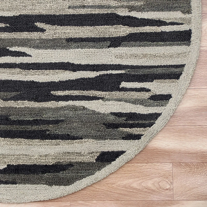 LR Home Sindy Medallion Hand Tufted Indoor Round Area Rug