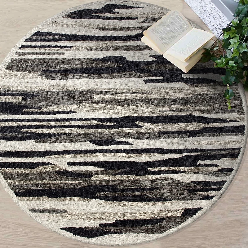 LR Home Sindy Medallion Hand Tufted Indoor Round Area Rug