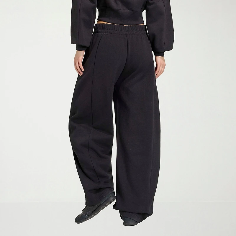 adidas Womens Mid Rise Regular Fit Fleece Sweatpant