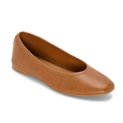 A.N.A Womens Almond Closed Toe Ballet Flats