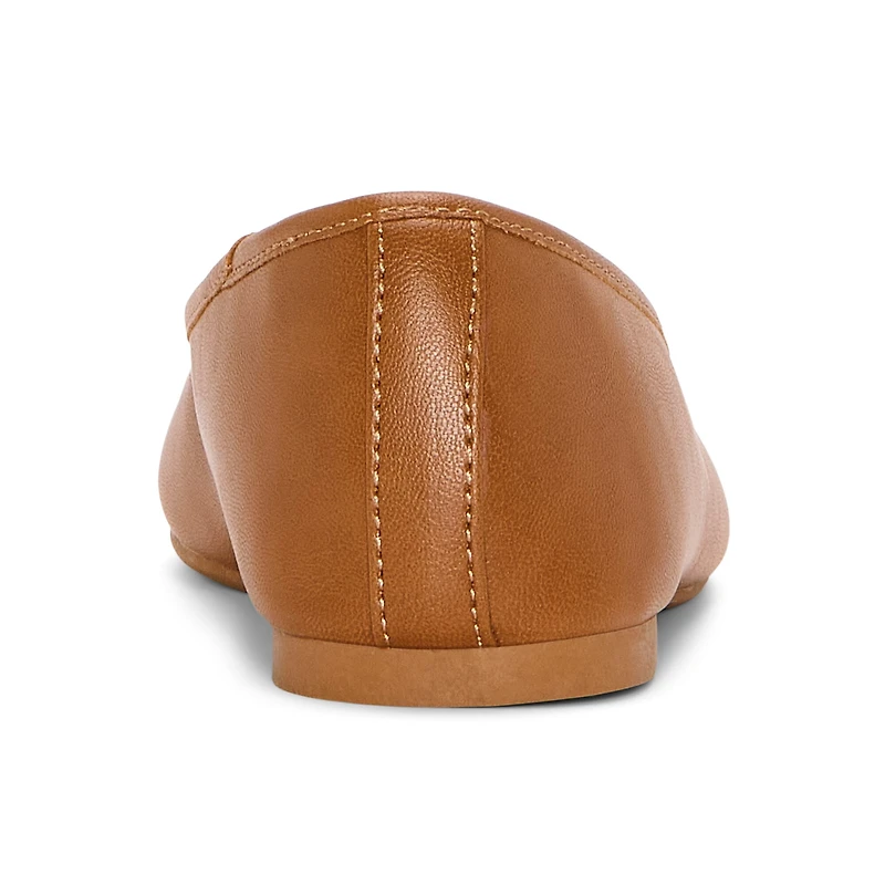 A.N.A Womens Almond Closed Toe Ballet Flats