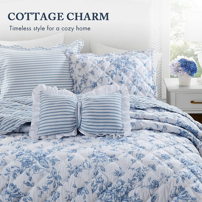 Madison Park Essentials Colette Floral Reversible With Decorative Pillow Quilt Set