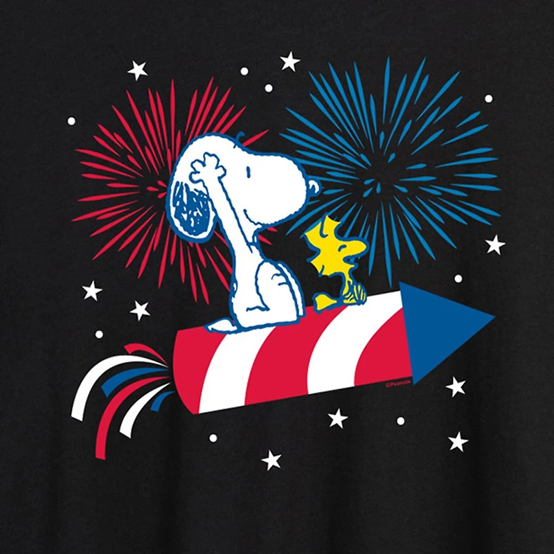 Snoopy And Woodstock Firecracker Womens Juniors Crew Neck Short Sleeve Regular Fit Peanuts Graphic T-Shirt