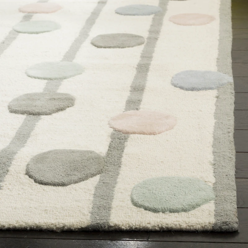 Safavieh Kids Collection Lawanda Geometric Area Rug
